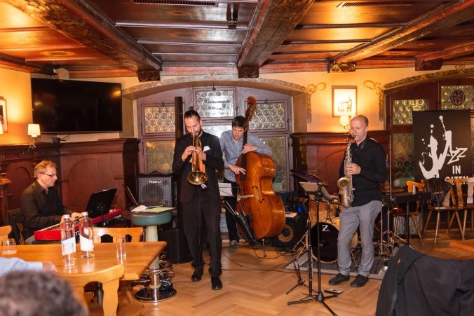 Nicht ohne Zugabe von der Bühne: die Baschnagel Group begeistert Jazzfans.