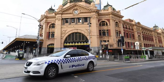 In Melbourne gilt seit Juli eine nächtliche Ausgangssperre. Melbourne Australien