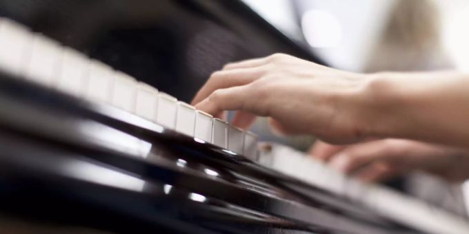 Klavier Spielen Nach 20 Uhr Lieder- und Klavierabend mit Pianistin Tamar Beraia