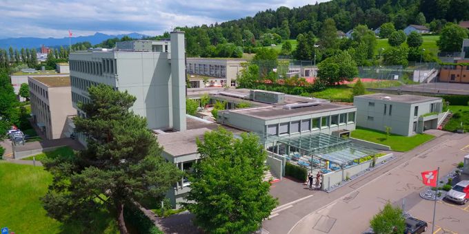 Das Berufsbildungszentrum in Pfäffikon SZ. Berufsbildungszentrum Pfäffikon