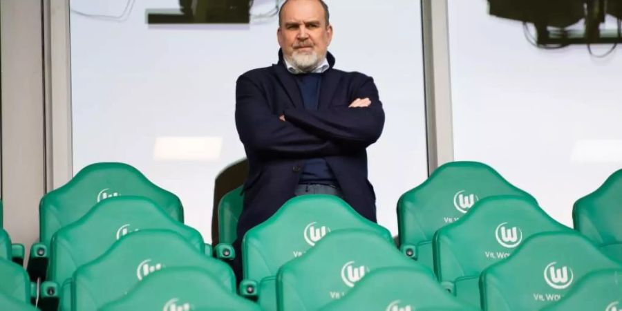 «Ungünstiger Zeitpunkt» für eine Diskussion um die Fan-Rückkehr, findet Jörg Schmadtke, Geschäftsführer Sport beim VfL Wolfsburg. Foto: Swen Pförtner/dpa