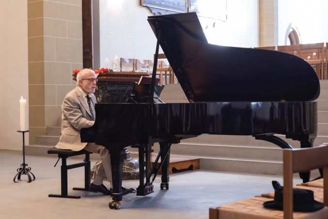 Der frisch renovierte Steinway Konzertflügel steht seit kurzem in der Stadtkirche.