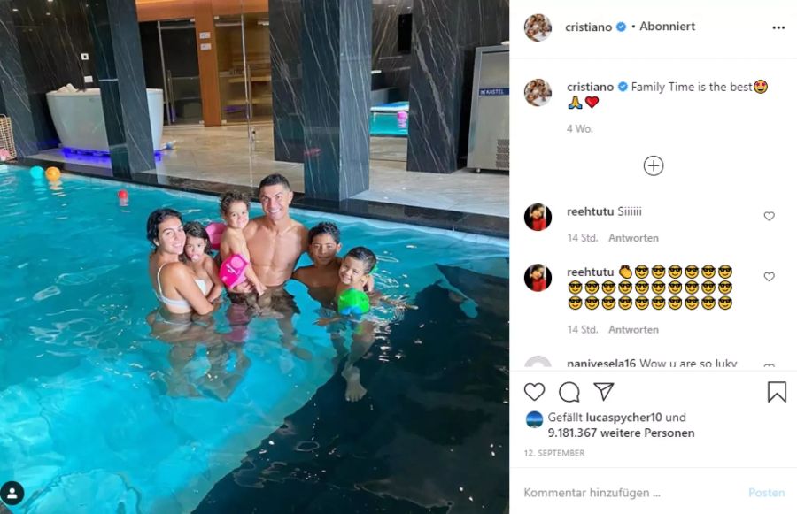 Ronaldo mit seiner Familie in den Ferien.