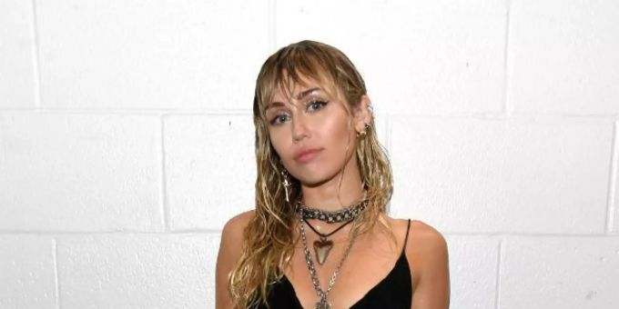 Mit ihrem Ex - Miley Cyrus will keinen Streit