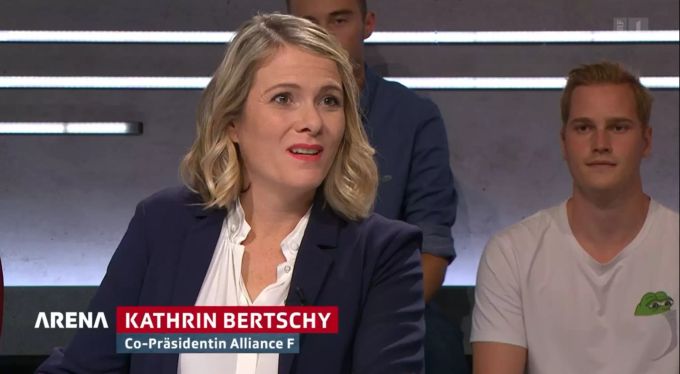 GLP-Nationalrätin Kathrin Bertschy fordert statt Kinderabzügen günstigere Kinderbetreuung. «Arena»