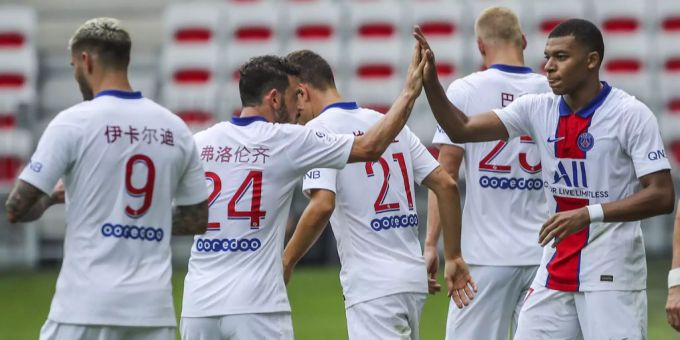 Kylian Mbappé trifft für Paris Saint-Germain zum 1:0. Paris Saint-Germain