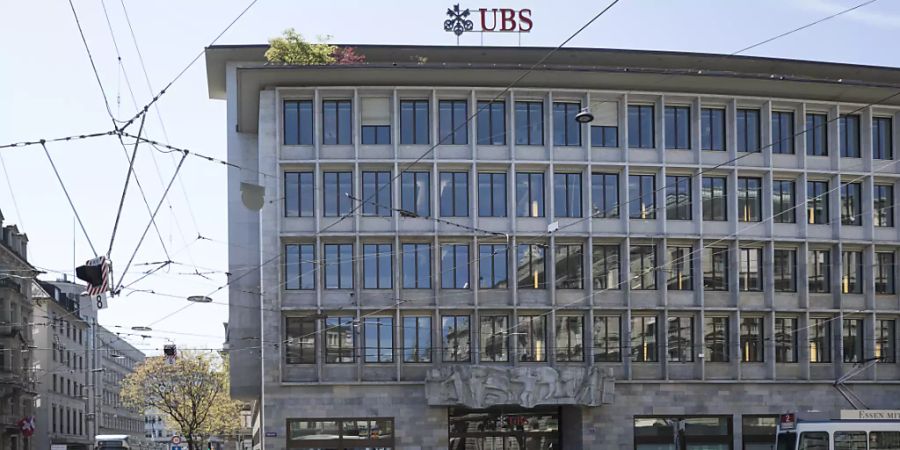 UBS verdient im dritten Quartal deutlich mehr. (Archivbild)