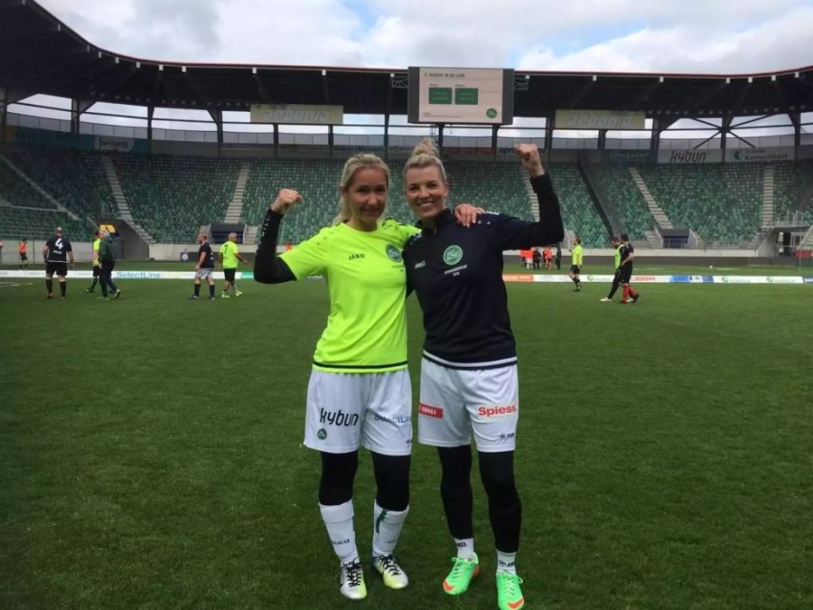 SVP-Nationalrätin Diana Gutjahr ist Anhängerin des FC St. Gallen – und schnürt auch mal selbst die Fussballschuhe.