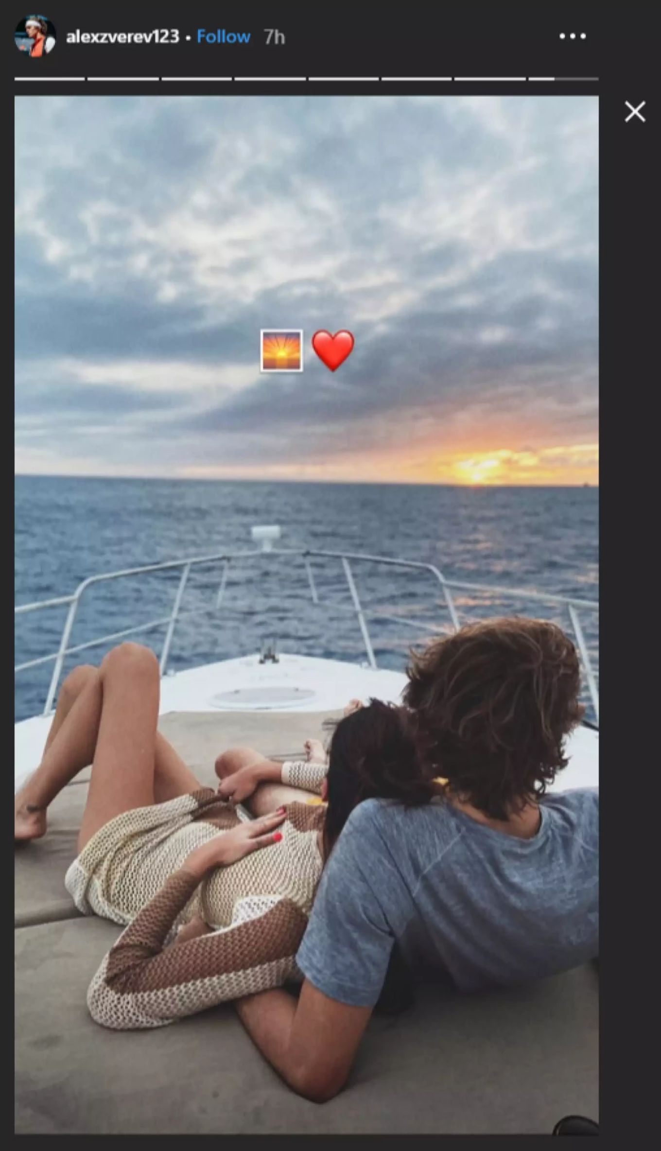 Alexander Zverev Und GNTM Model Brenda Patea Liefern Kuss Show Nau ch