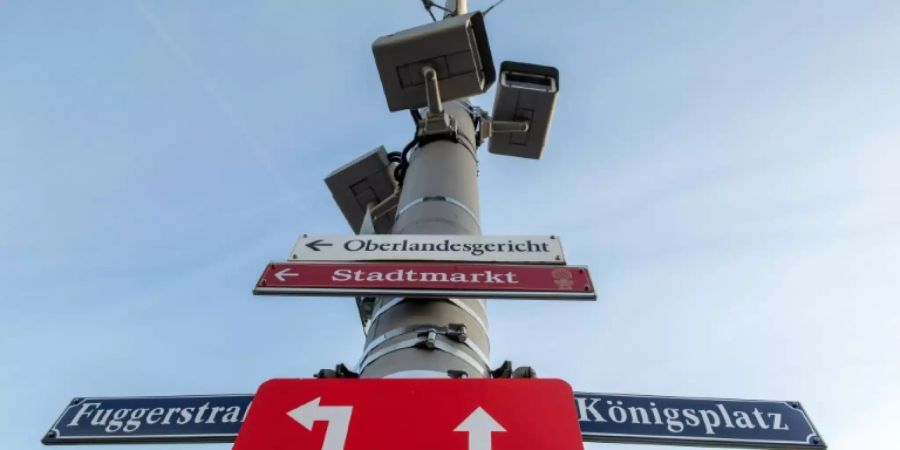 Videokameras am Königsplatz in Augsburg