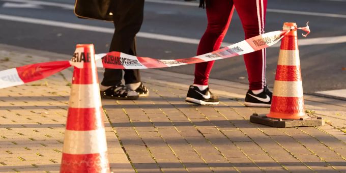 Airport Hamburg - Entschärfung einer Fliegerbombe behindert Flugverkehr