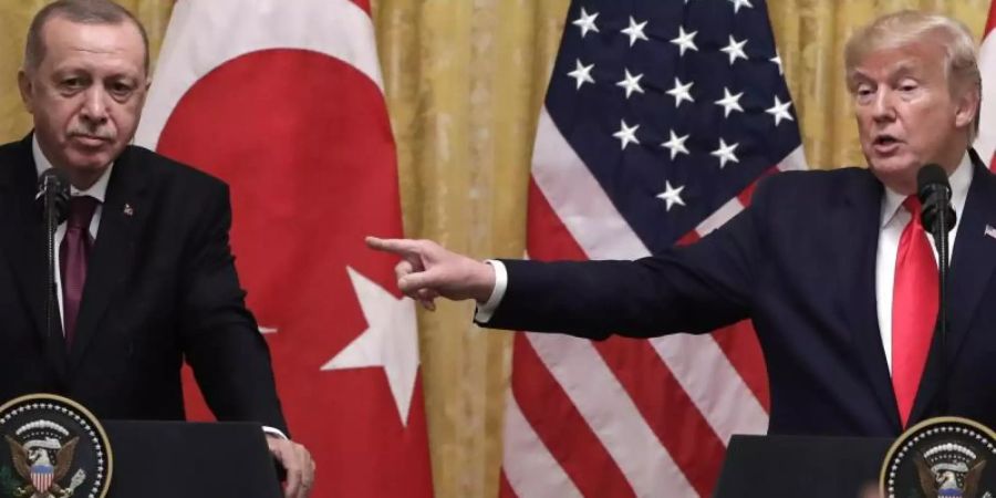 US-Präsident Donald Trump hat den türkischen Präsidenten Recep Tayyip Erdogan im Weissen Haus empfangen. Foto: Evan Vucci/AP/dpa