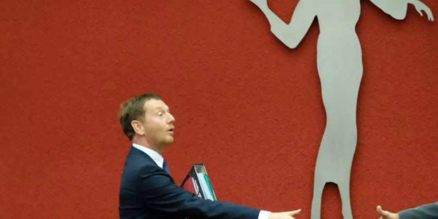 Ministerpräsident Michael Kretschmer (CDU) zum Auftakt der Runde