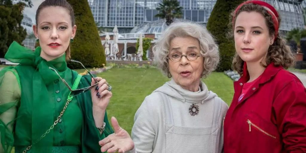 Frau Holle schlägt PolizeirufKrimi