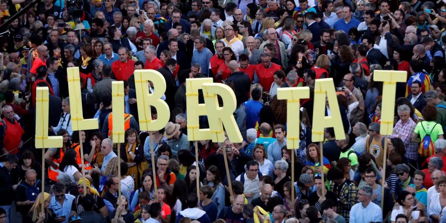 barcelona demonstration katalonien