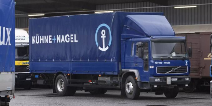 Ein Lastwagen von Kühne + Nagel. Kühne + Nagel