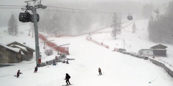 Die Abfahrt der Damen in Val d'Isère konnte wegen den Neuschneemassen nicht durchgeführt werden. Wetterpech in Val d'Isère