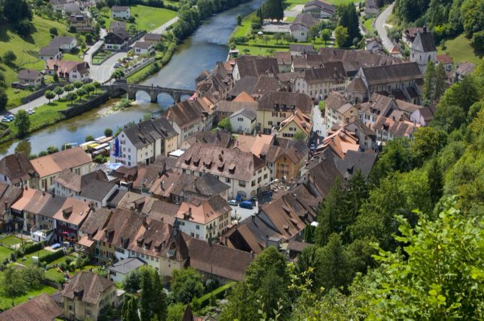 St-Ursanne im Kanton Jura. St-Ursanne