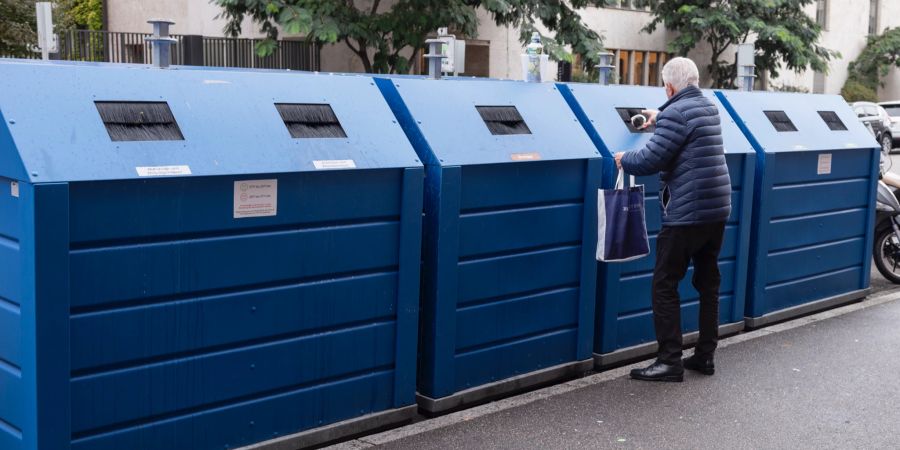 Glas - Entsorgung & Recycling (Symbolbild)