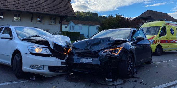 Schafisheim: Frontalkollision fordert zwei Verletzte Schafisheim: Frontalkollision fordert zwei Verletzte