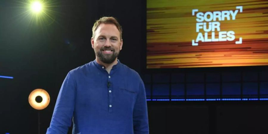 «Sorry für alles»-Moderator Steven Gätjen hat noch Luft nach oben. Foto: ZDF/Sascha Baumann