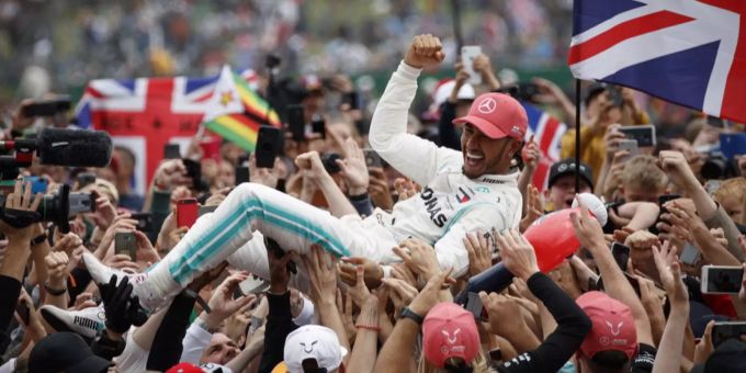 Formel 1 - Lewis Hamilton mit Rekordsieg in Silverstone