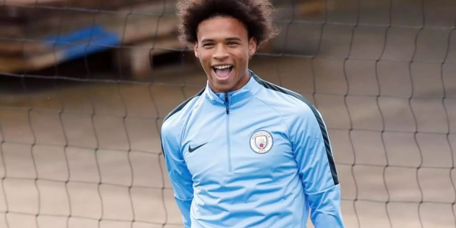 Wäre für die Bayern ein Spieler, der sie weiterbringt: Leroy Sané. Foto: Martin Rickett/PA/AP