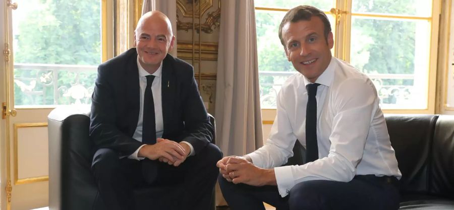 Gianni Infantino Emmanuel Macron