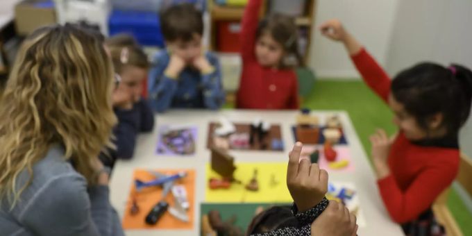Die Stadt Thun plant an der Äusseren Ringstrasse im Seefeld einen neuen Doppelkindergarten. Die Stadt Thun plant einen neuen Doppelkindergarten.
