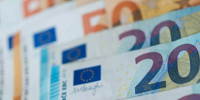 Die Angeklagte soll die Banken um mehr als 400 Millionen Franken betrogen haben. Gericht