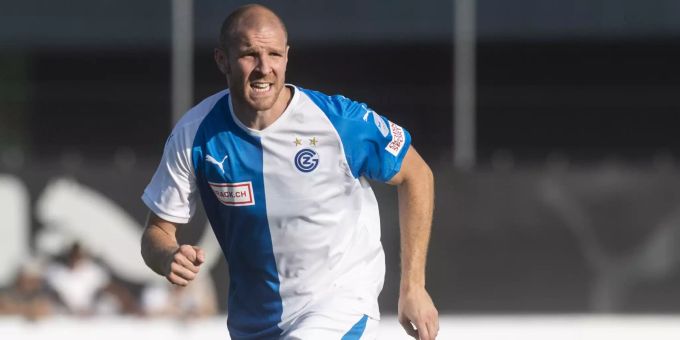 Philippe Senderos verbrachte diesen Sommer auch Zeit im Training bei GC. Er erhielt von den Verantwortlichen jedoch keinen Vertrag. Philippe Senderos