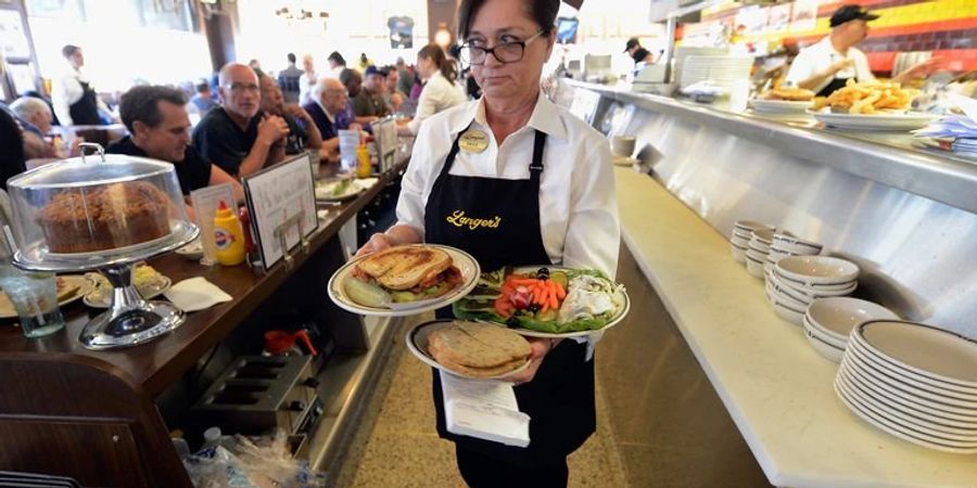 In der Gastronomie wird teils Mindestlohn gezahlt