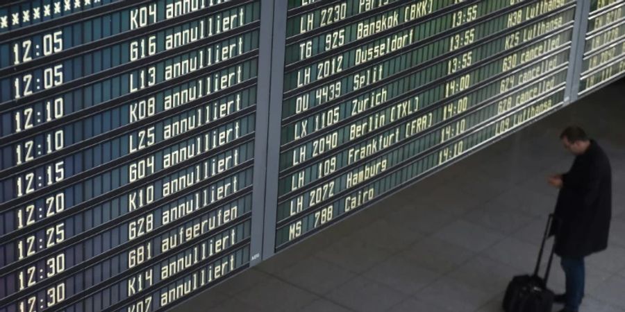 Anzeige an einem Flughafen