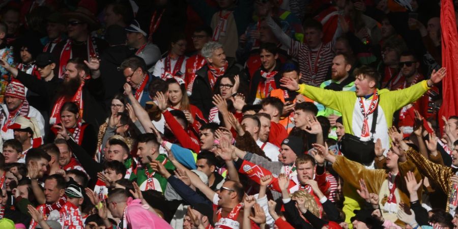 Kölner Fans wurden bei der Anreise zum Auswärtsspiel in Stuttgart behindert.