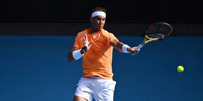 Rafael Nadal erholt sich derzeit von einer Hüftverletzung, die er sich in Melbourne zugezogen hat. Rafael Nadal