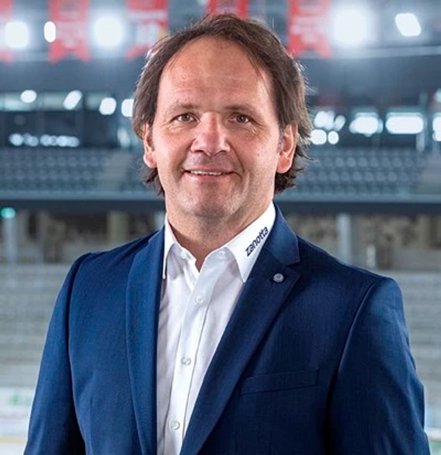 Biel-Sportchef Martin Steinegger sieht die ZSC Lions als «haushohen Favorit».