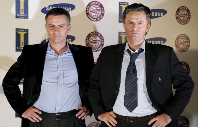 José Mourinho vom FC Chelsea erhielt 2005 seine eigen Wachsfigur bei Madame Tussauds. FC Chelsea Mourinho