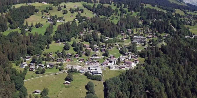Ein Blick auf Braunwald GR. Braunwald