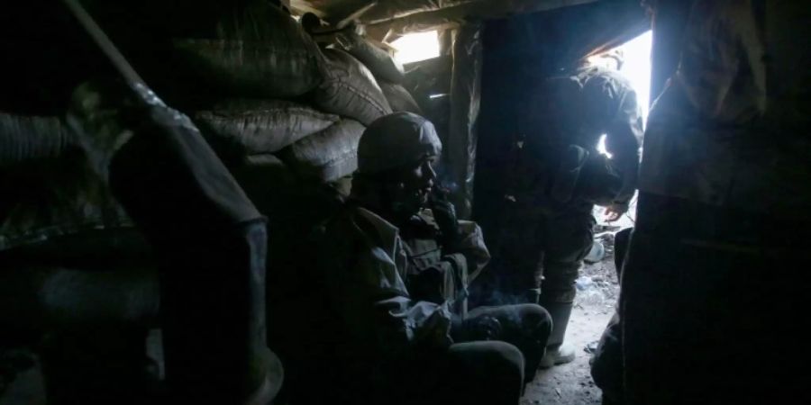 Ukrainische Soldaten in der Region Donezk im Februar