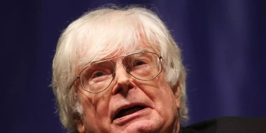 Der ehemalige HSV-Präsident und -Generalmanager Peter Krohn ist im Alter von 89 Jahren gestorben. Foto: picture alliance / dpa