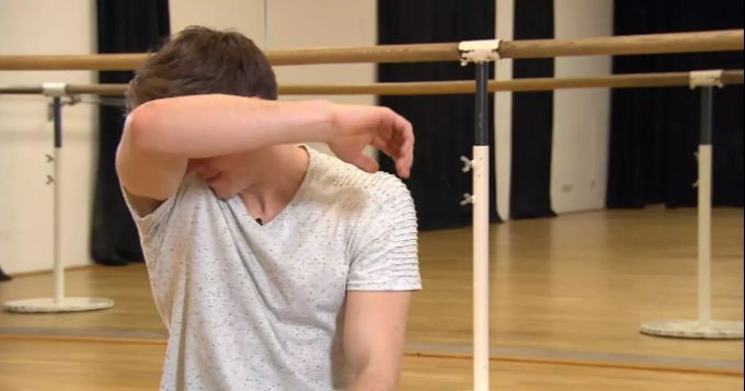 «Let's Dance»: Simon weint im Interview. Let's Dance