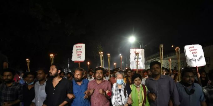 Demonstranten in Dhaka Demonstranten in Dhaka