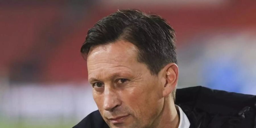 Soll Trainerkandidat für Hertha BSC sein: Roger Schmidt. Foto: Patrick Post/AP/dpa