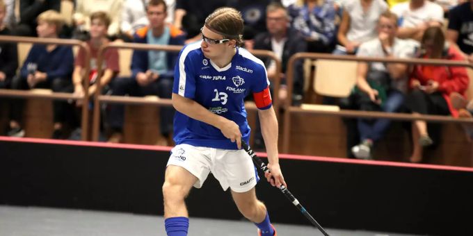 Tuukka Haudanlampi mit der U19-Nationalmannschaft von Finnland im Einsatz. Tuukka