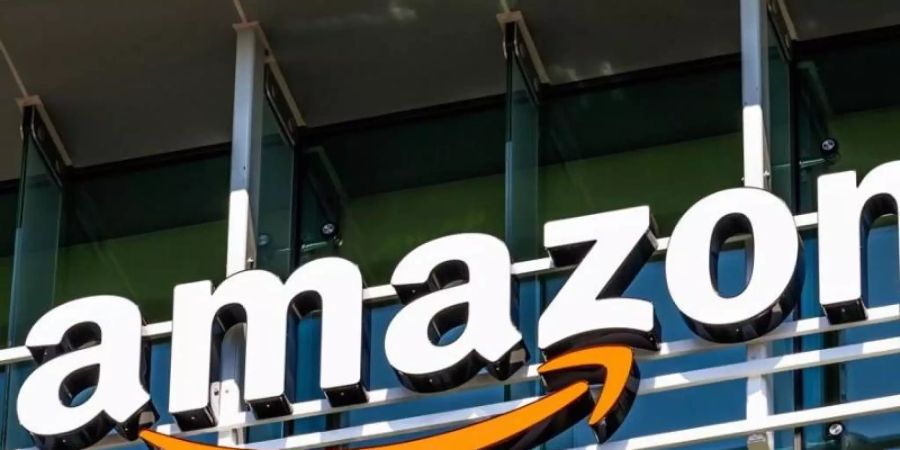 Amazon stockt seine Mitarbeiterzahl in Deutschland auf. Foto: © Sundry Photography/Adobe Stock/obs