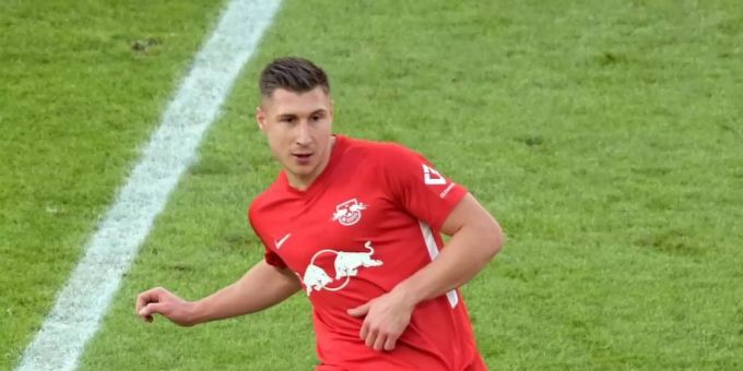 Hat mit RB Leipzig in der Bundesliga Gladbach vor der Brust: Willi Orban. Foto: Soeren Stache/dpa-Zentralbild/dpa Hat mit RB Leipzig in der Bundesliga Gladbach vor der Brust: Willi Orban. Foto: Soeren Stache/dpa-Zentralbild/dpa