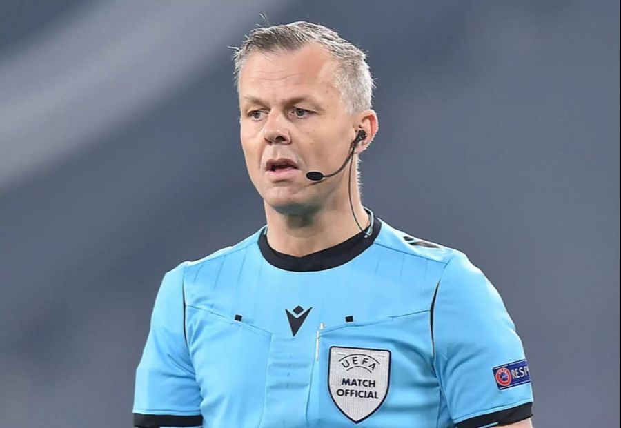 UEFA-Schiedsrichter: Björn Kuipers.