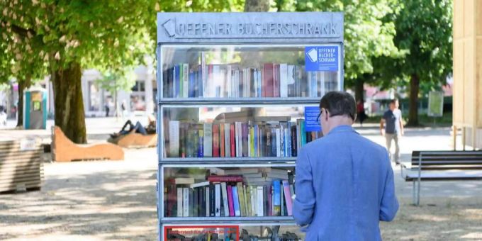 Ein offener Bücherschrank in Solothurn. (Symbolbild) Solothurner Literaturtage