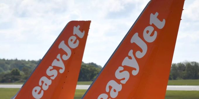 Ein Grossteil der Maschinen des britischen Billigfliegers Easyjet bleibt zumindest bis im Sommer am Boden. (Archivbild) Ein Grossteil der Maschinen des britischen Billigfliegers Easyjet bleibt zumindest bis im Sommer am Boden. (Archivbild)