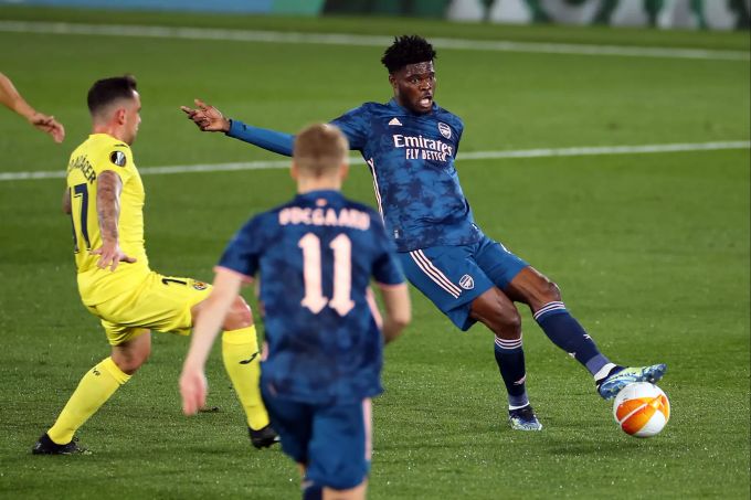 Uefa Europa League: Arsenals Thomas Partey (rrechts) in Aktion. Foto: Isabel Infantes/PA Wire/dpa europa league